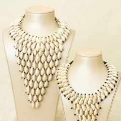 Collier/Boucle d'oreilles...